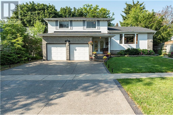 7 MEADOWBROOK Drive, Kitchener