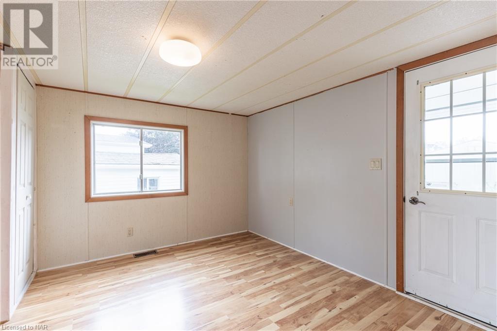 Listing 40483269 - Large Photo # 14