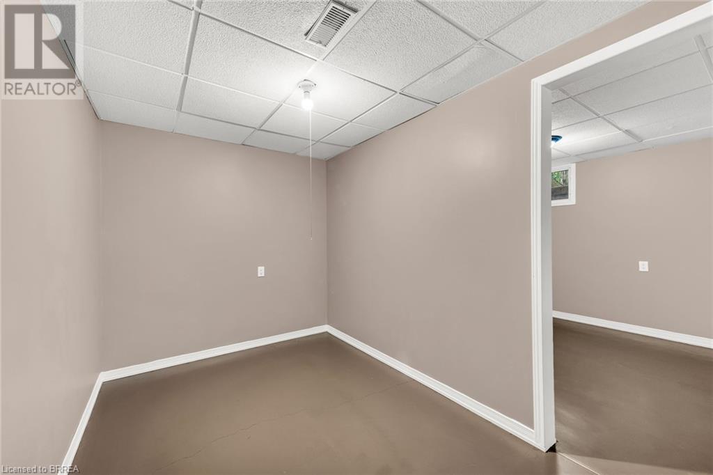 Listing 40483273 - Large Photo # 23