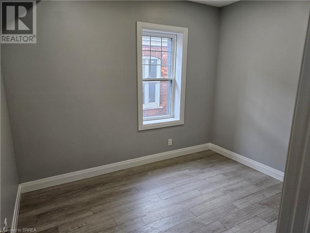 427 COLBORNE Street Unit# 5