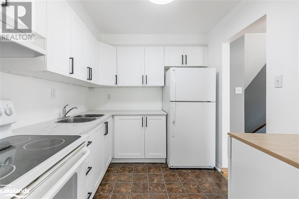 Listing 40483637 - Large Photo # 6