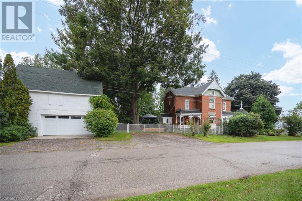 Listing 40483646 - Large Photo # 44
