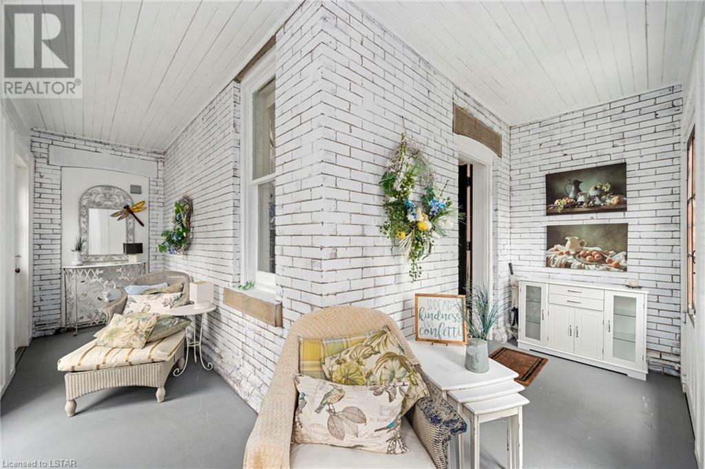 Listing 40483646 - Large Photo # 3