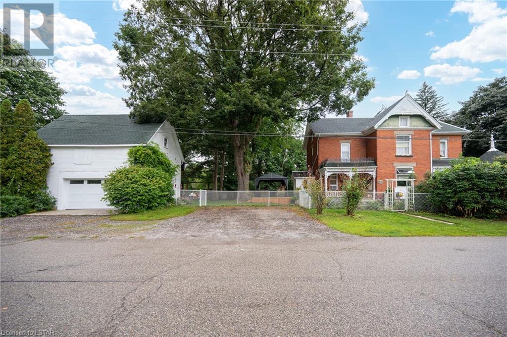 Listing 40483646 - Large Photo # 34