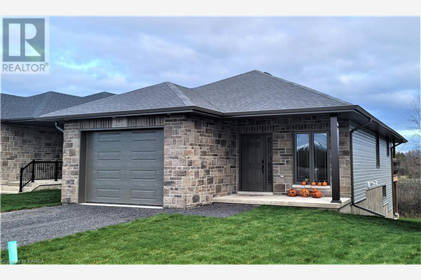 171 CREIGHTON Drive, Odessa