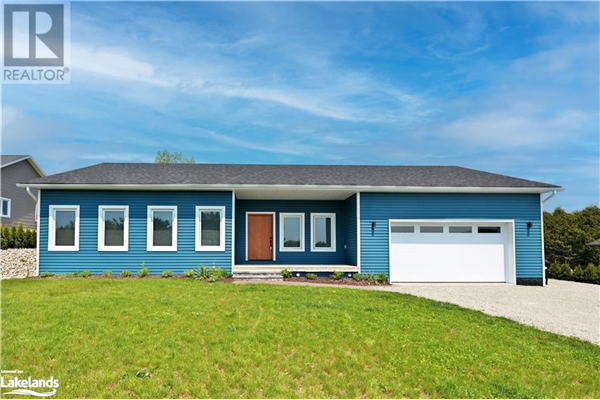 24 RUE HELENE, Tiny