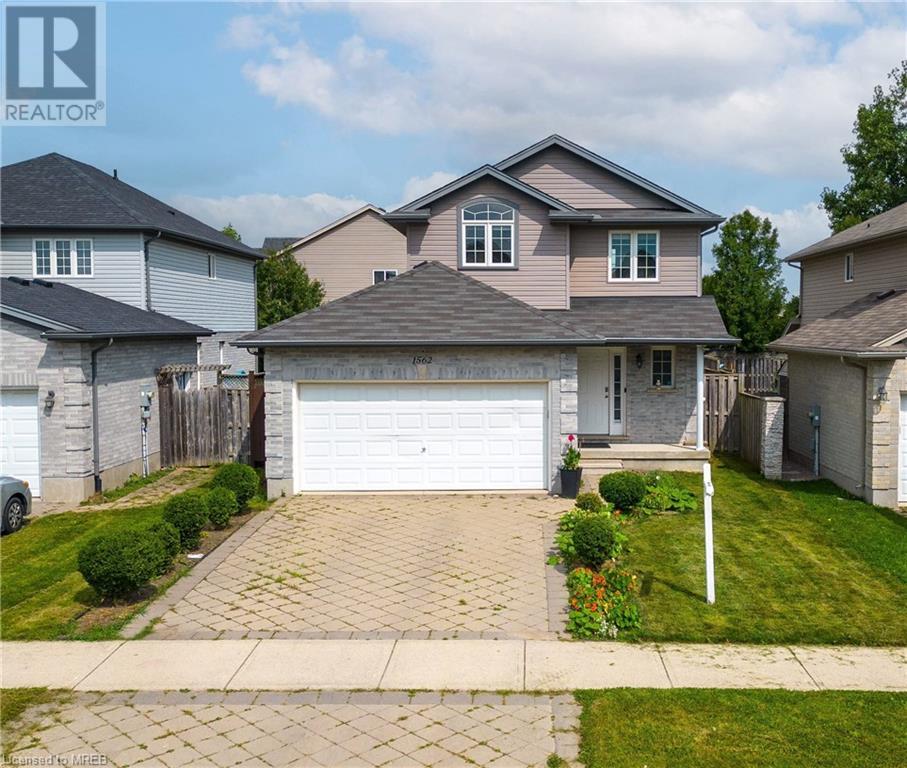 1562 GREEN GABLES Road