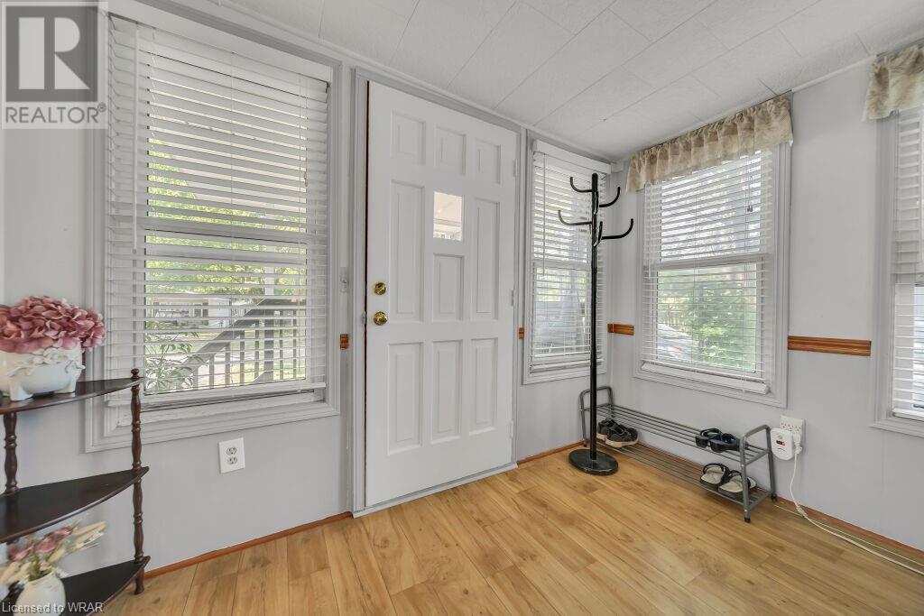 Listing 40483717 - Large Photo # 6