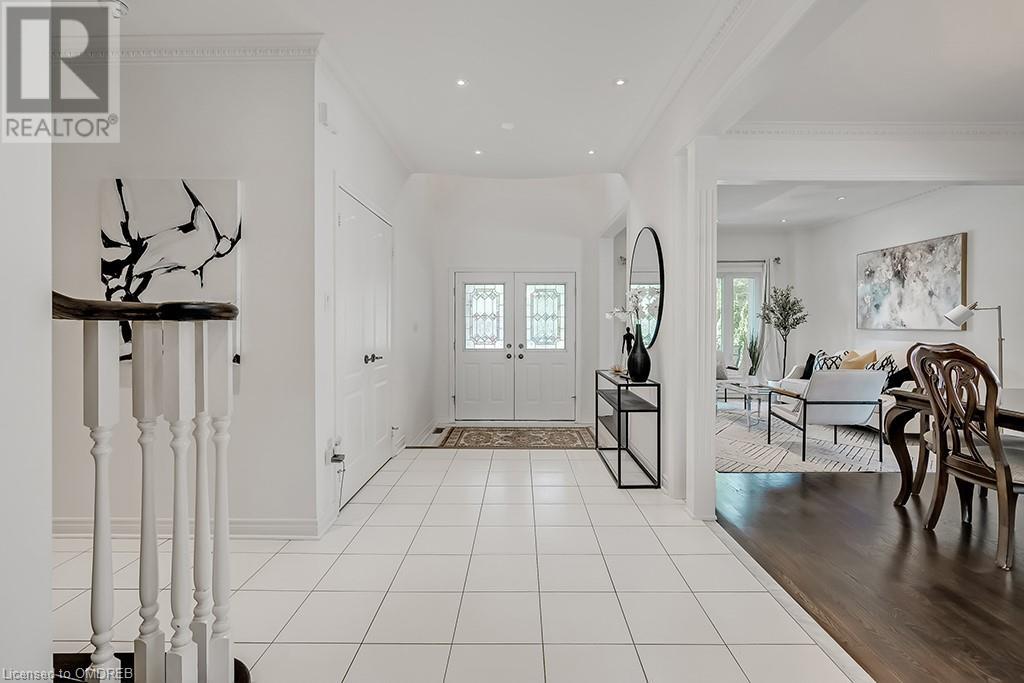 2299 HILLTOP Lane
