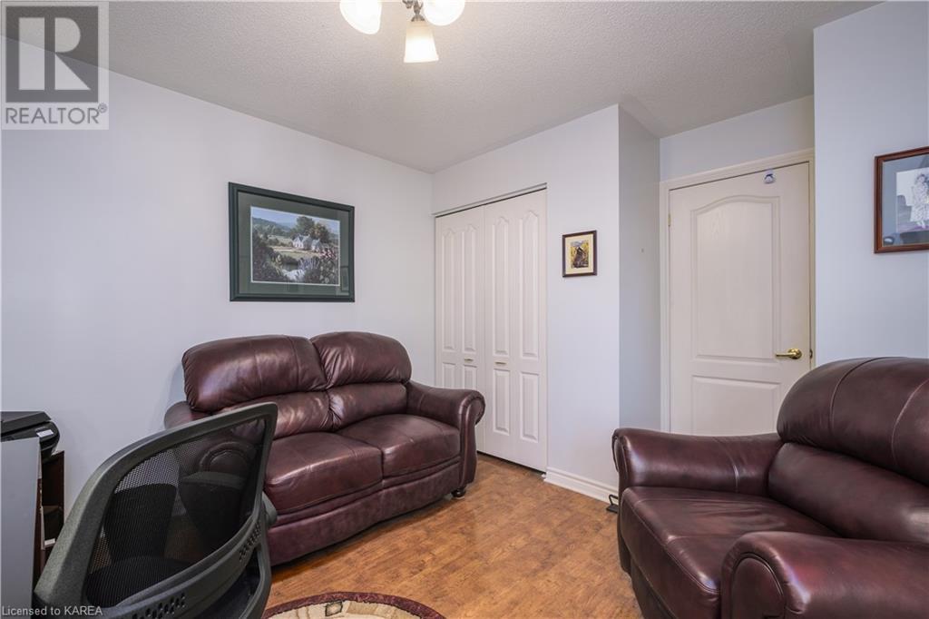 Listing 40483881 - Large Photo # 33