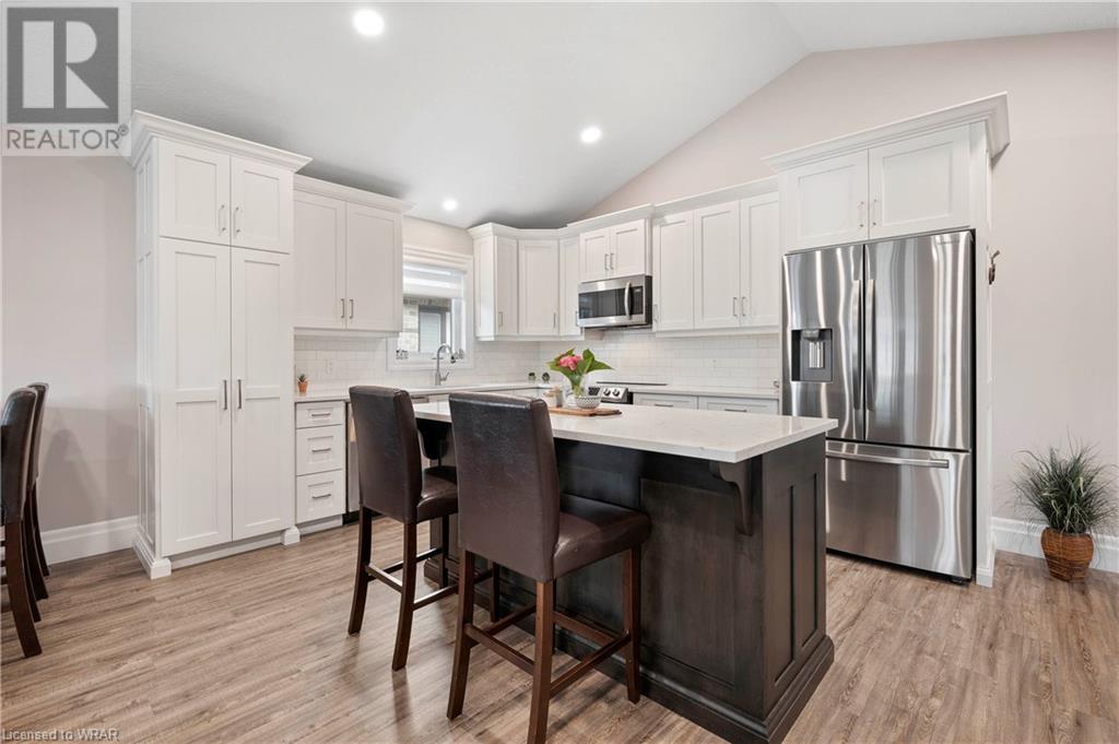 Listing 40483929 - Large Photo # 7