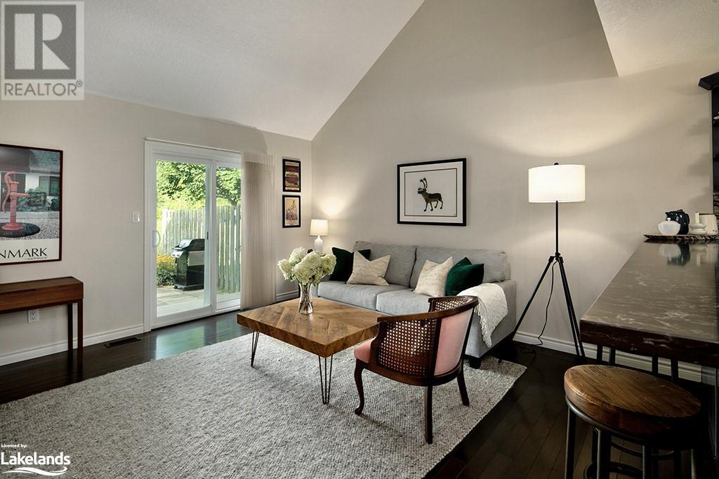 108 EMPIRE Lane Unit# 8