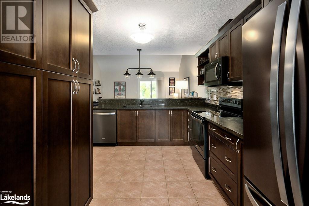 108 EMPIRE Lane Unit# 8