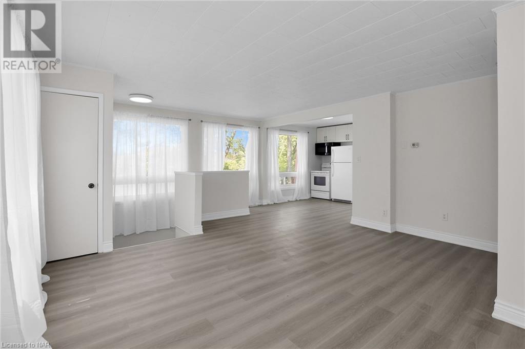 Listing 40484031 - Large Photo # 32