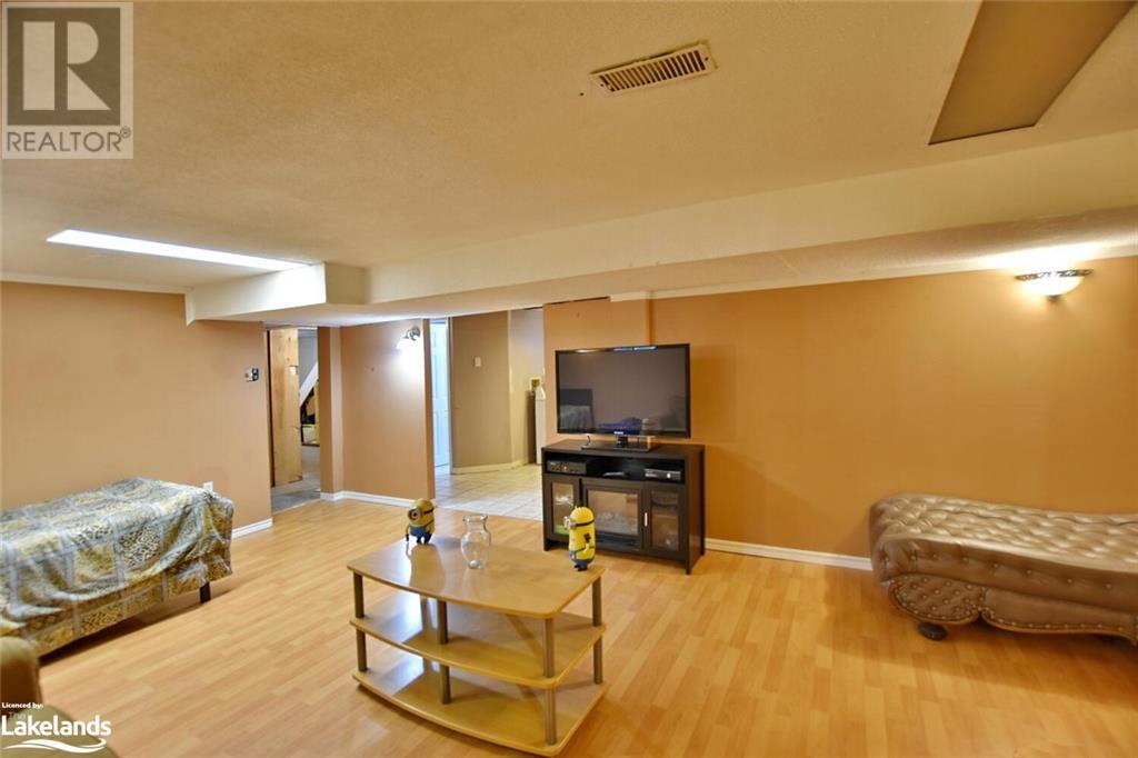 Listing 40484037 - Large Photo # 34