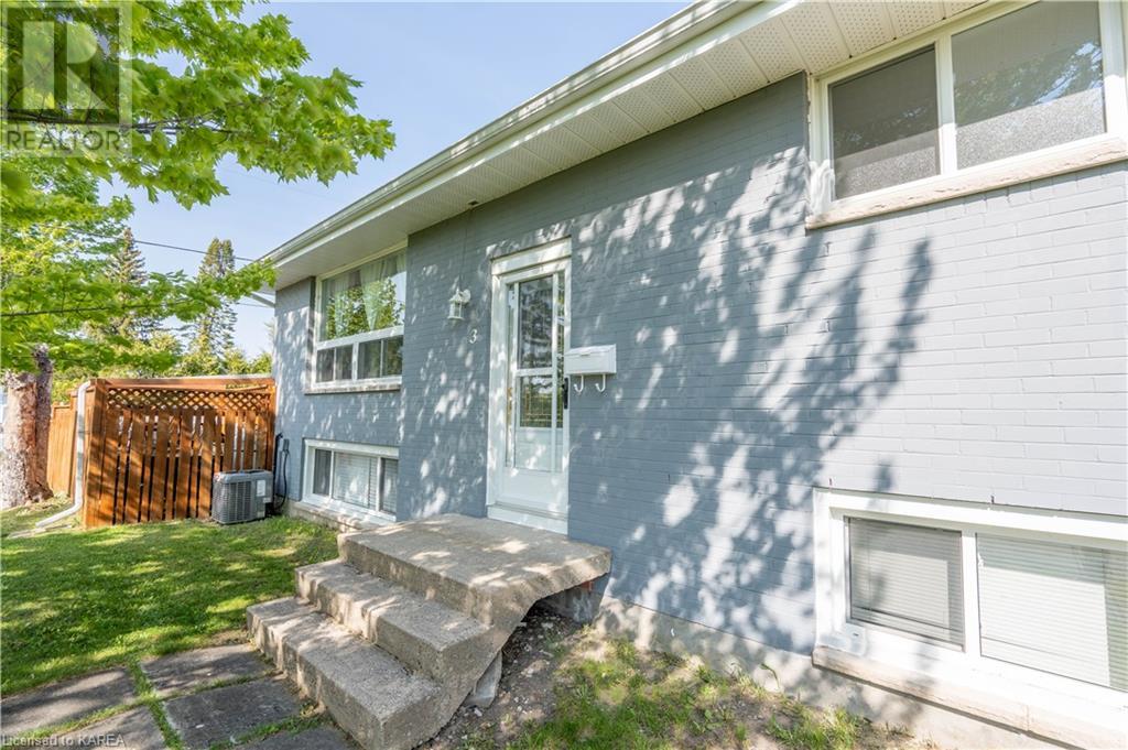 3 DEERFIELD Street