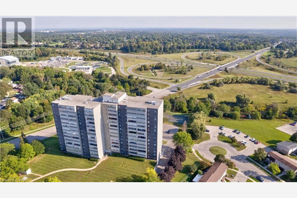 225 HARVARD Place Unit# 1504, Waterloo