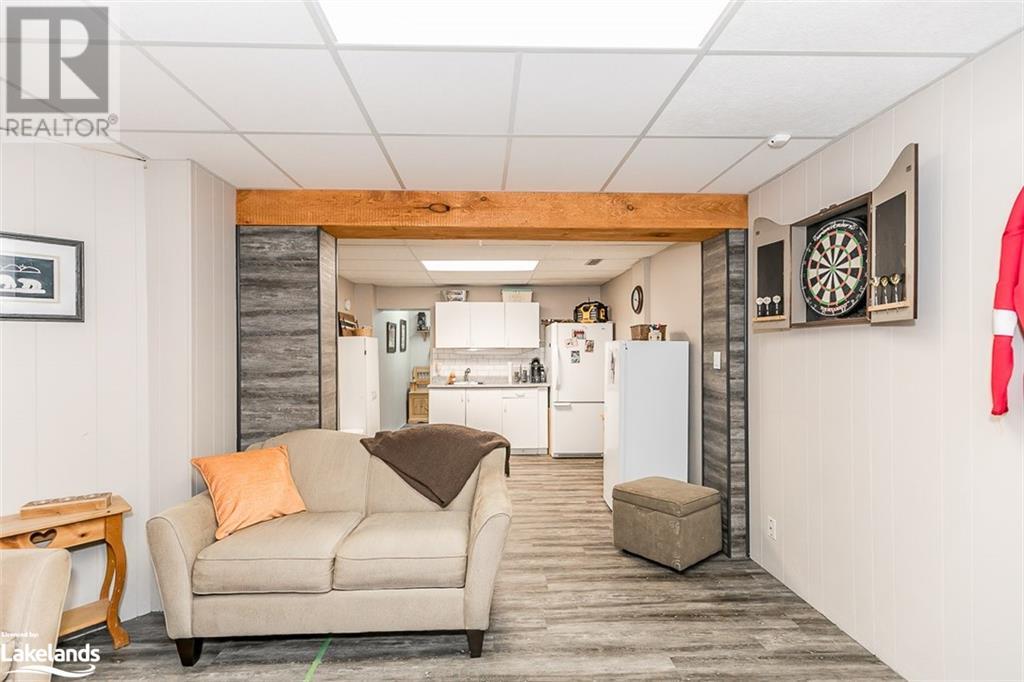 Listing 40484325 - Large Photo # 27
