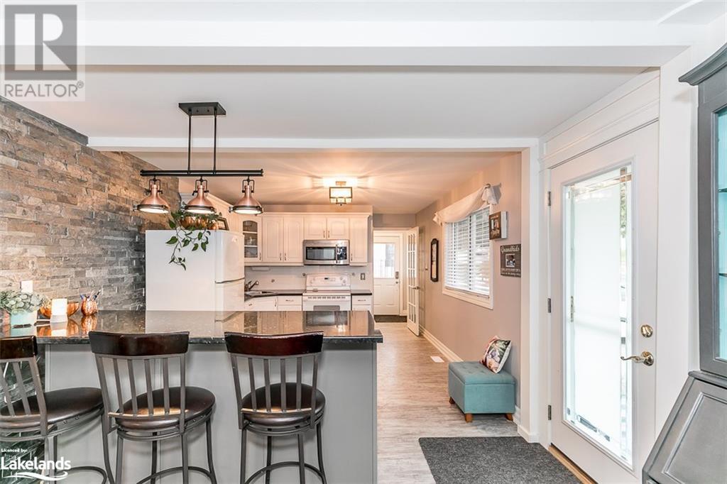 Listing 40484325 - Large Photo # 8