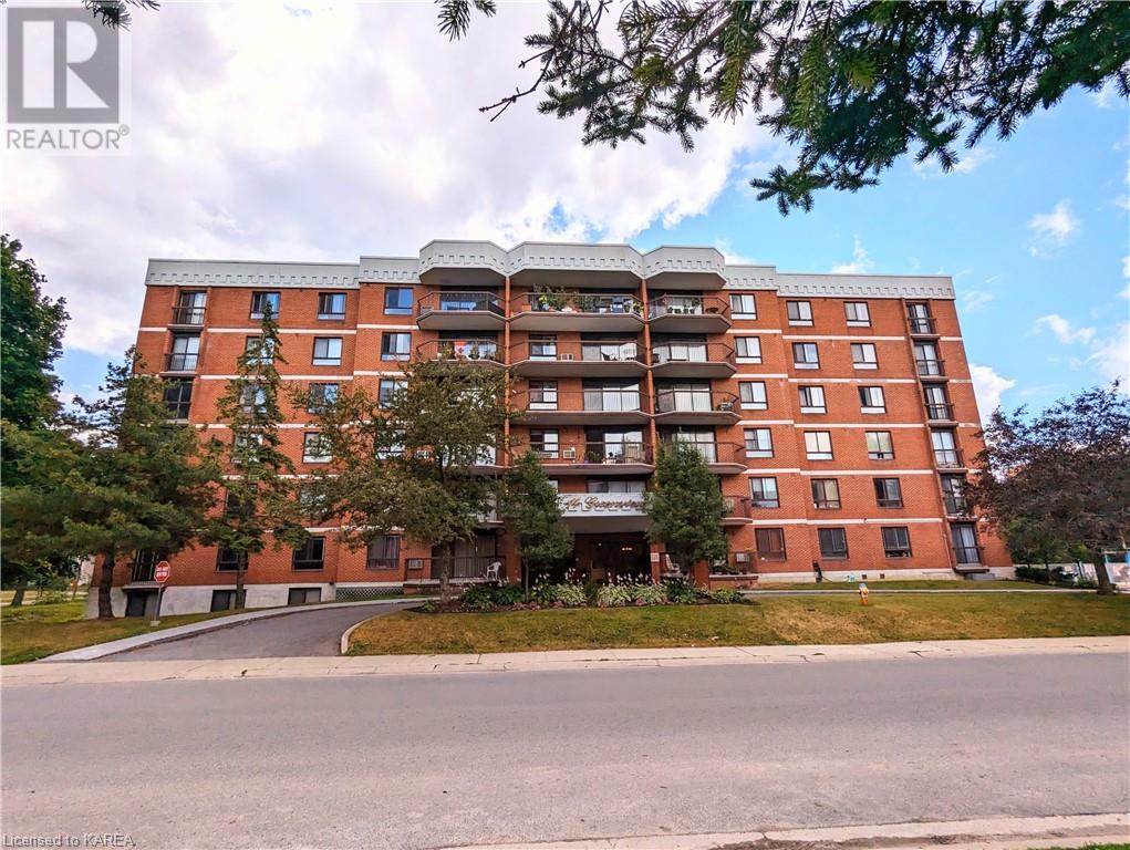 14 GREENVIEW Drive Unit# 202