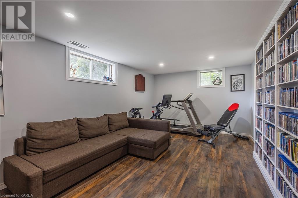 Listing 40484371 - Large Photo # 37