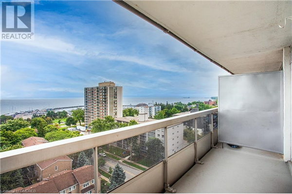 2263 MARINE Drive Unit# 1206, Oakville