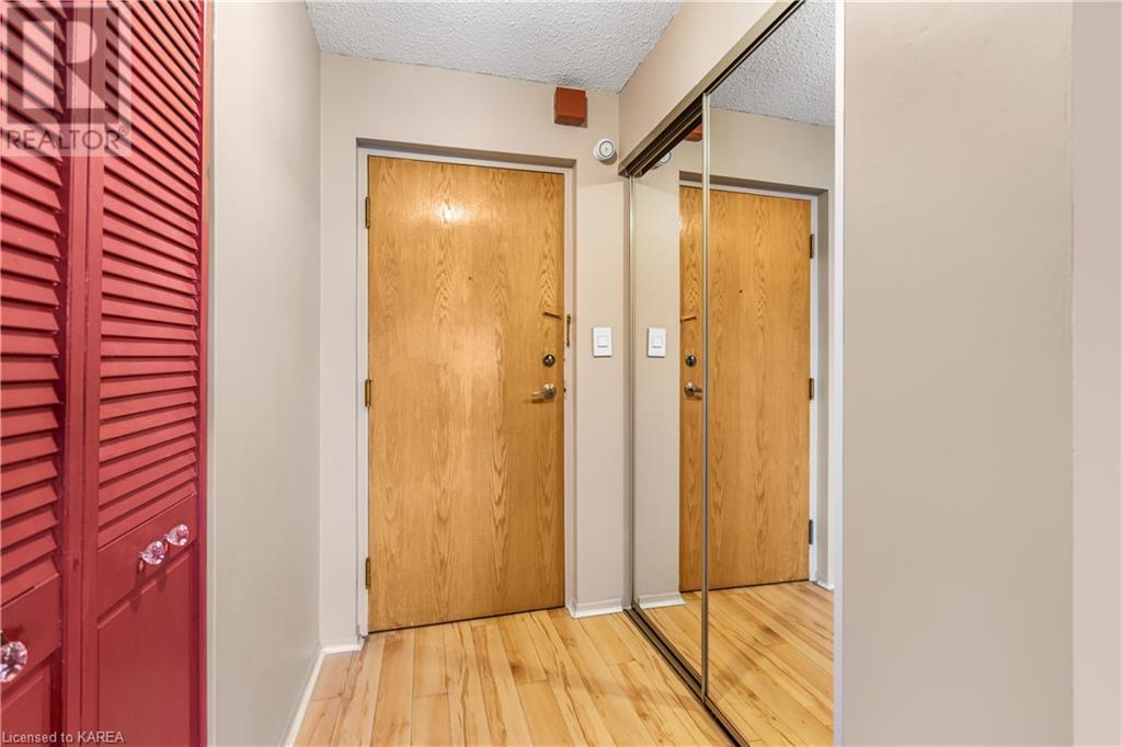 Listing 40484487 - Large Photo # 7