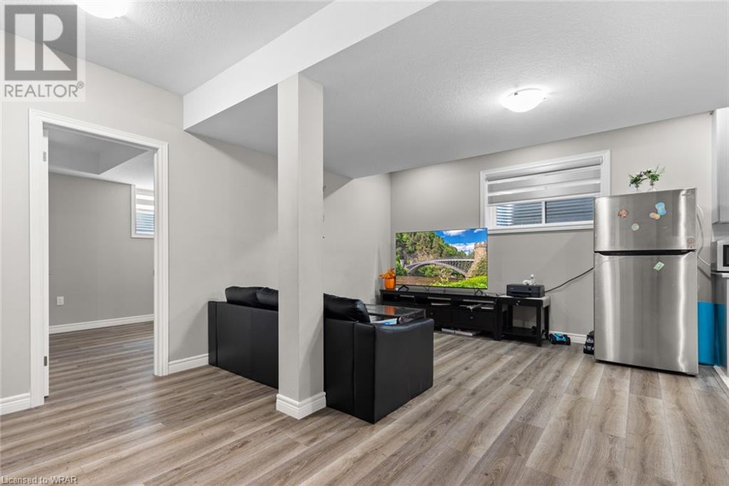 Listing 40484662 - Large Photo # 39