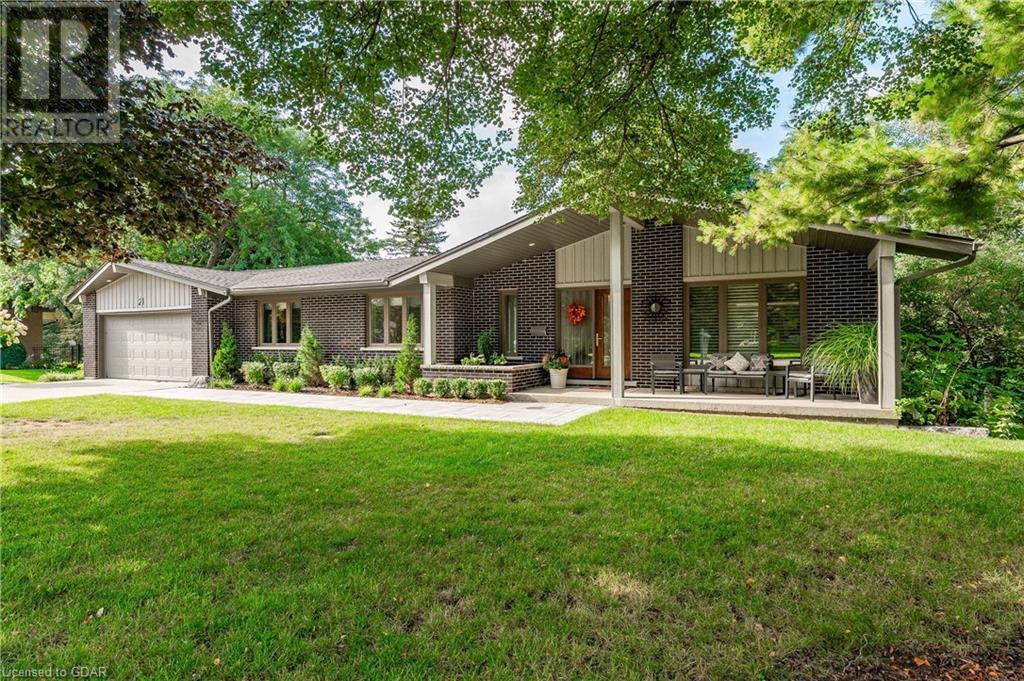 21 MONTICELLO Crescent
