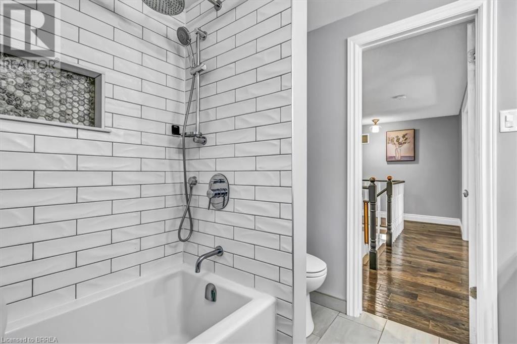 Listing 40484725 - Large Photo # 37
