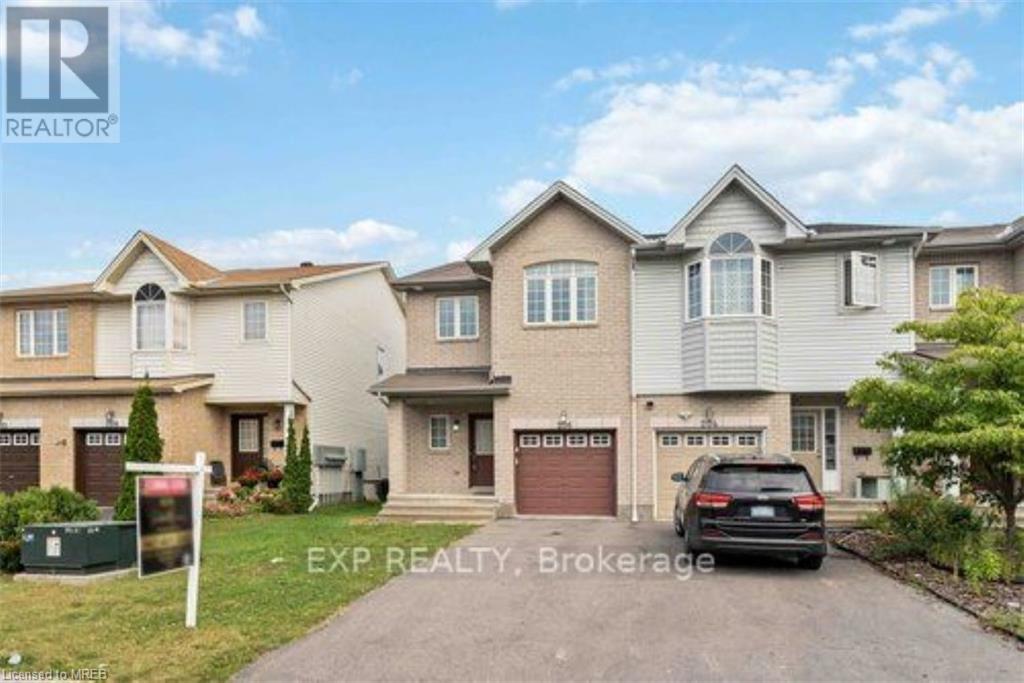 206 MACOUN Circle