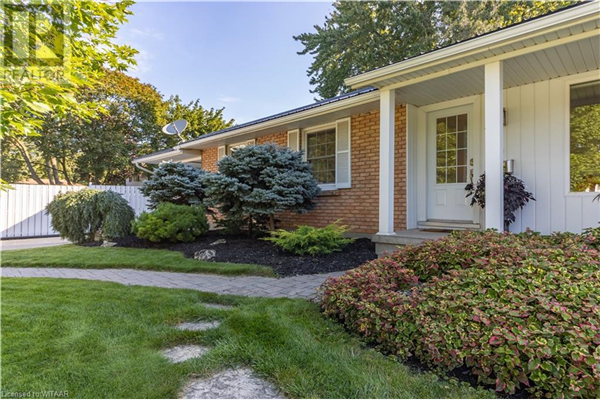4 VIMY Place, Woodstock