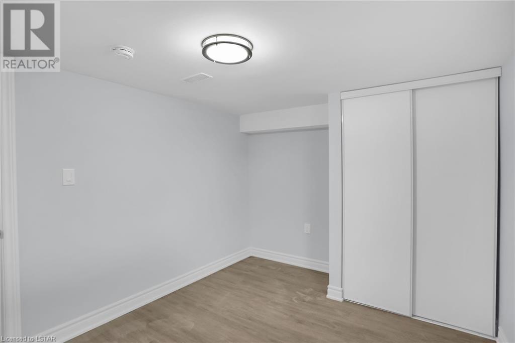 Listing 40484990 - Large Photo # 30