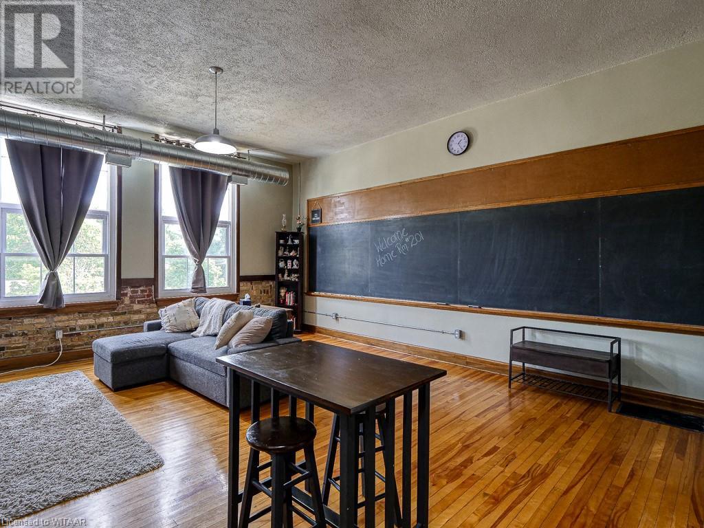 27 CHAPEL Street Unit# 201