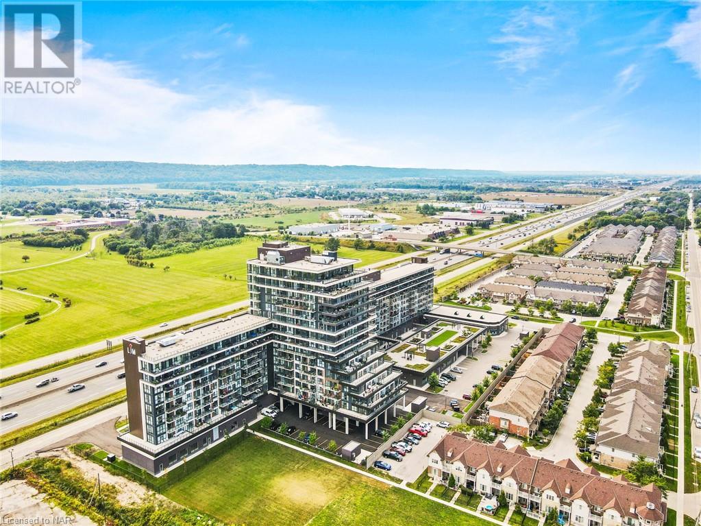 550 NORTH SERVICE Road Unit# 406
