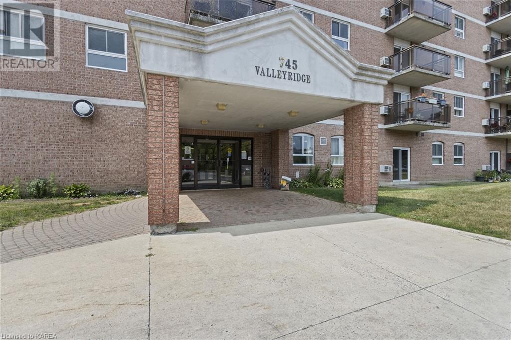 745 DAVIS Drive Unit# 309