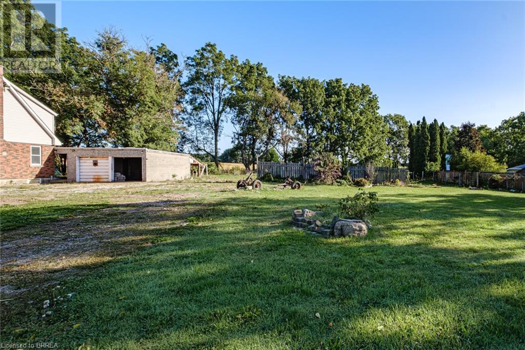 556 PARIS Road