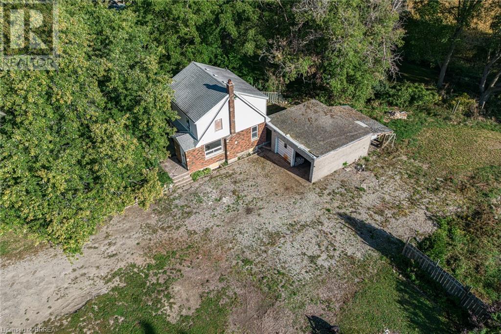 556 PARIS Road