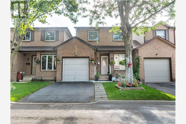 618 BARTON Street Unit# 18, Stoney Creek