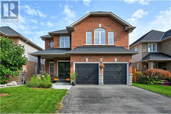 54 HICKORY Crescent, Grimsby