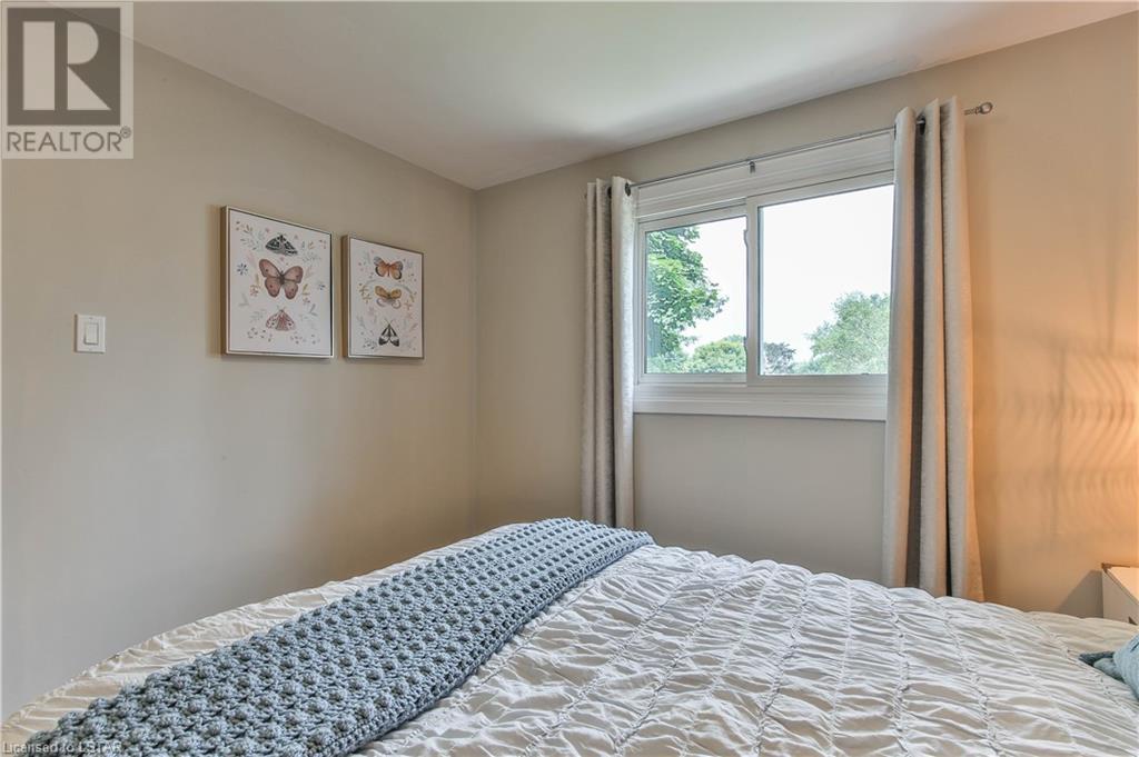 Listing 40485780 - Large Photo # 29