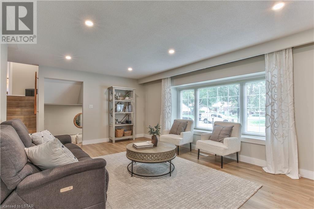 Listing 40485780 - Large Photo # 13