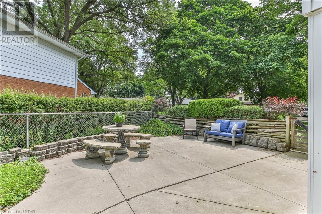Listing 40485780 - Large Photo # 40