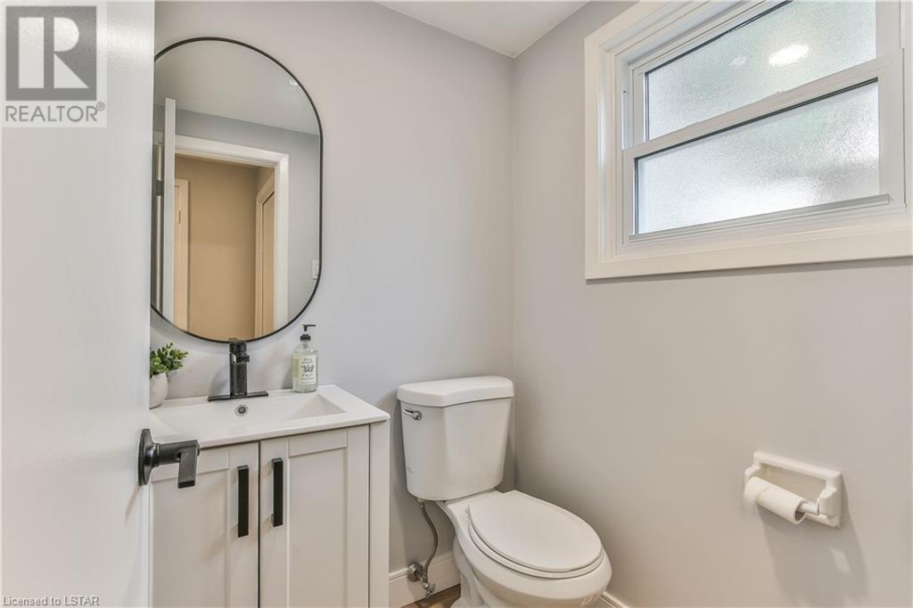 Listing 40485780 - Large Photo # 23