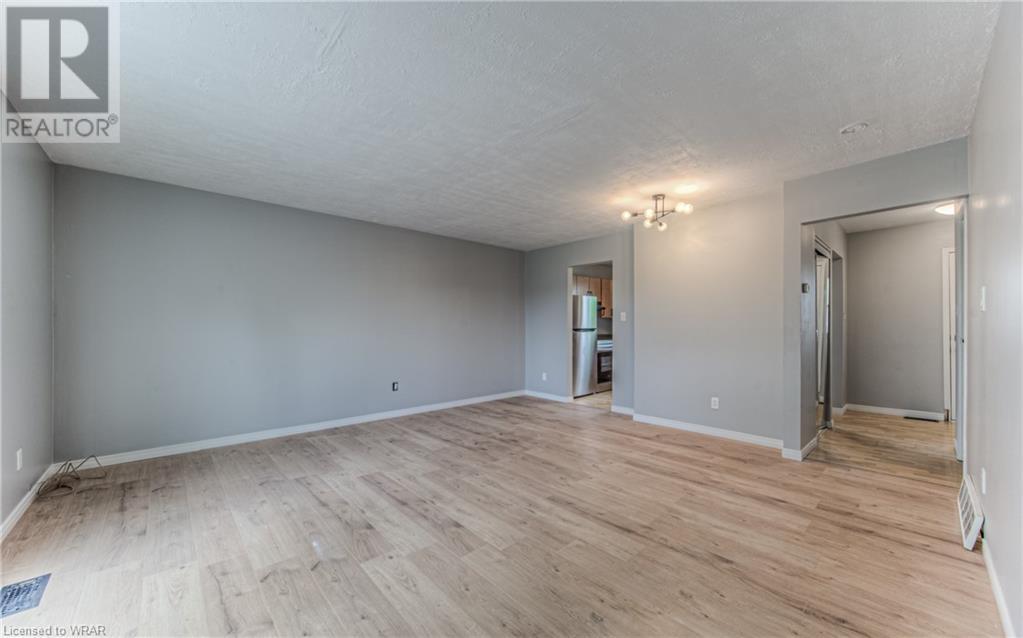 Listing 40485800 - Large Photo # 11