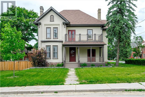452 HUNTER Street W, Peterborough