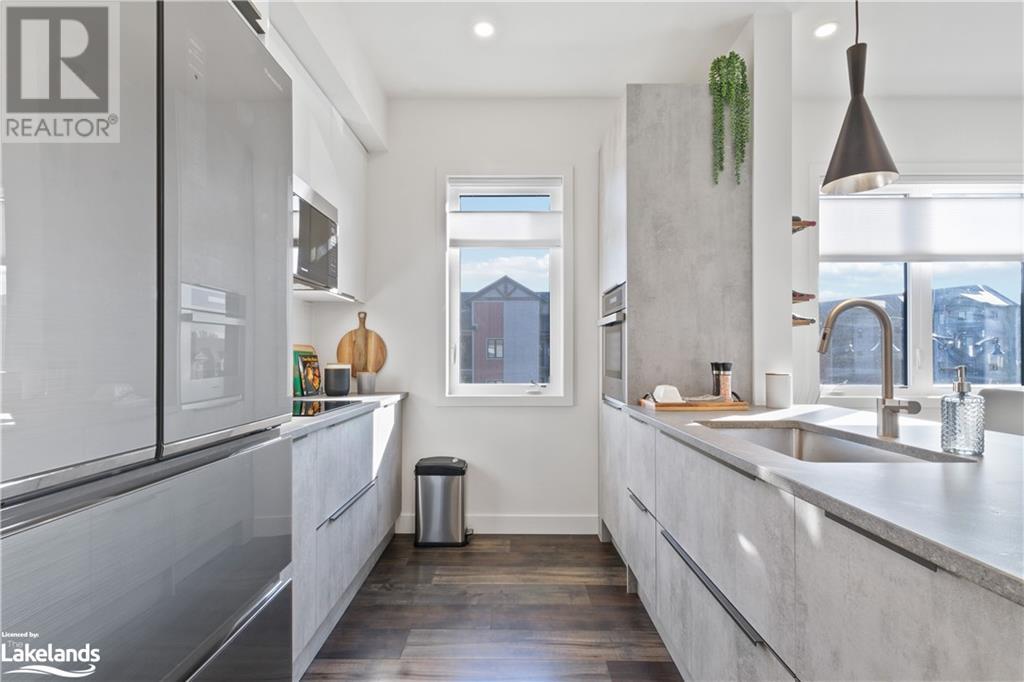 12 BECKWITH Lane Unit# 302