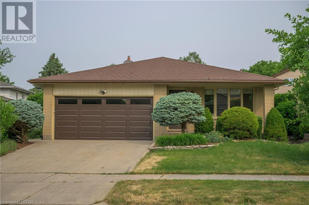186 ACORN Crescent