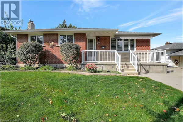 92 UPPER CANADA Drive, Kitchener
