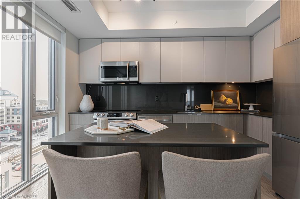 133 BRONTE Road Unit# 716